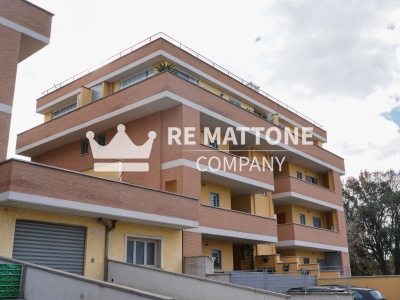 appartamento in vendita a Roma in zona Infernetto