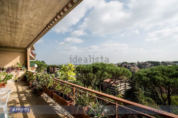 appartamento in vendita a Roma in zona Tor di Quinto