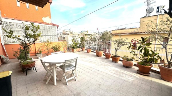 casa indipendente in vendita a Roma in zona Prenestino-Centocelle