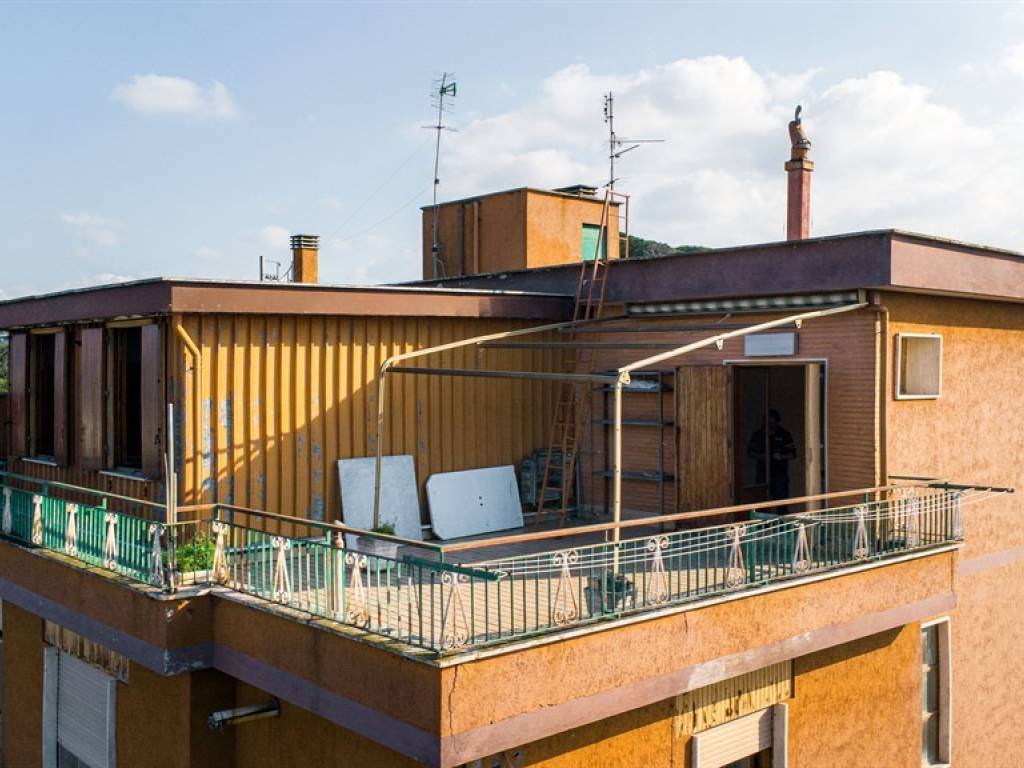 appartamento in vendita a Roma in zona Finocchio
