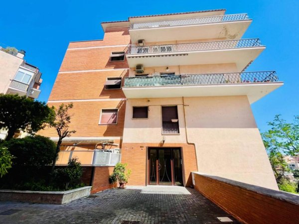 appartamento in vendita a Roma in zona Primavalle