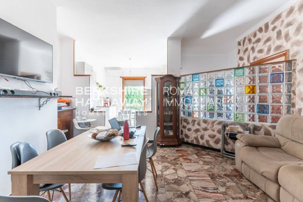 appartamento in vendita a Roma in zona Ottavia