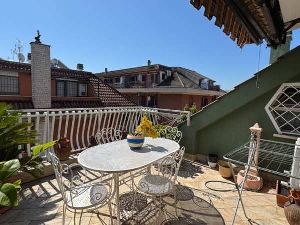 appartamento in vendita a Roma in zona Tor Vergata/Torrenova