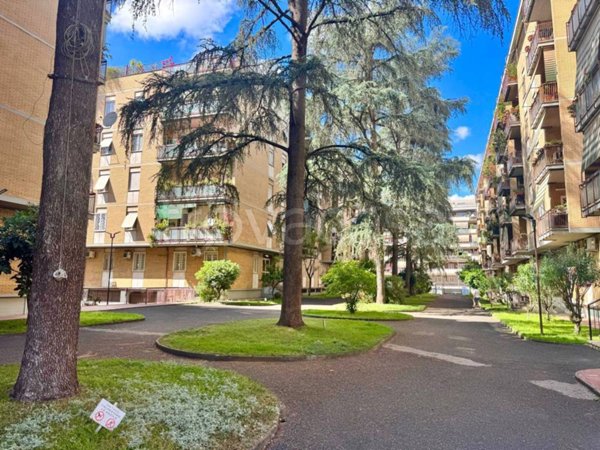 appartamento in vendita a Roma in zona Portuense