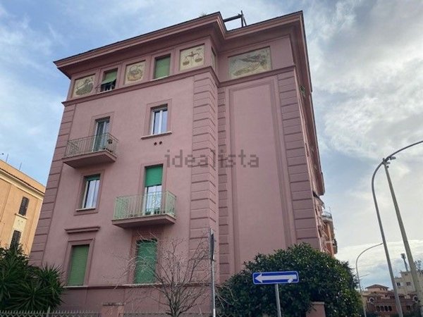 appartamento in vendita a Roma in zona Tuscolano