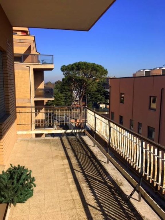 appartamento in vendita a Roma in zona Torre Maura
