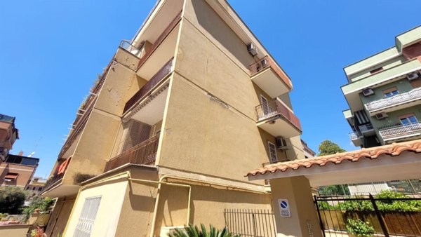 appartamento in vendita a Roma in zona Portuense