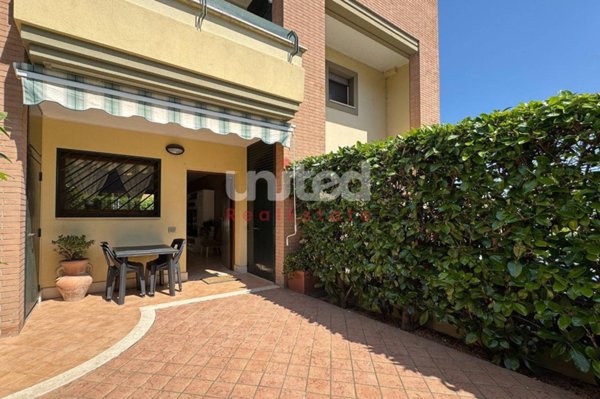 appartamento in vendita a Roma in zona Acilia