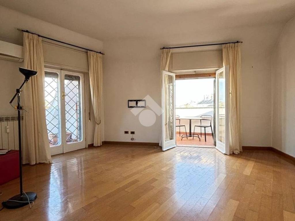 appartamento in vendita a Roma in zona Monte Sacro/Talenti