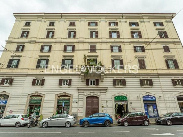 appartamento in vendita a Roma in zona Esquilino