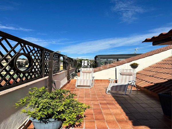 appartamento in vendita a Roma in zona Portuense