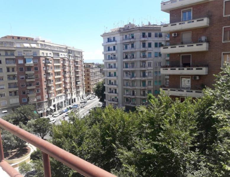 appartamento in vendita a Roma in zona Nomentano