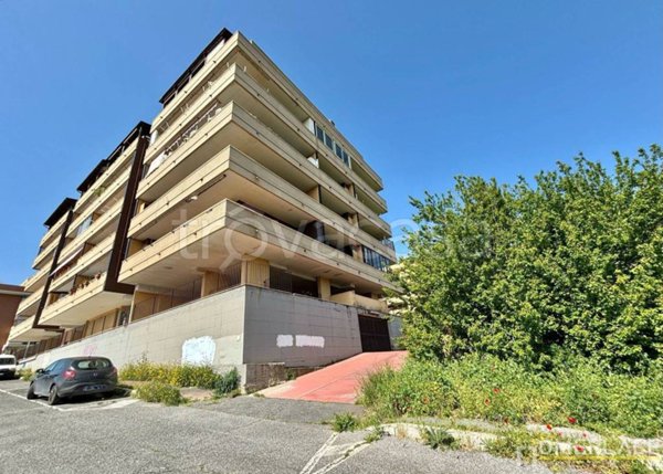 appartamento in vendita a Roma in zona Ponte di Nona