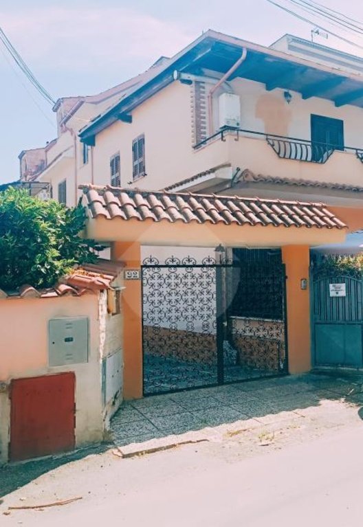 appartamento in vendita a Roma in zona Casalotti