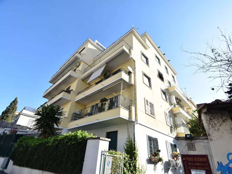 appartamento in vendita a Roma in zona Gianicolense