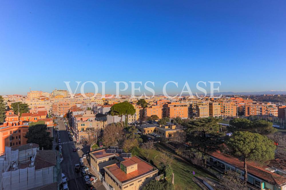 appartamento in vendita a Roma in zona Nomentano