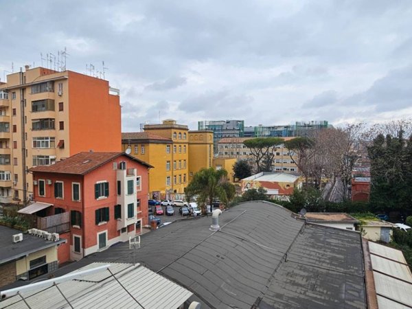 appartamento in vendita a Roma in zona Ostiense