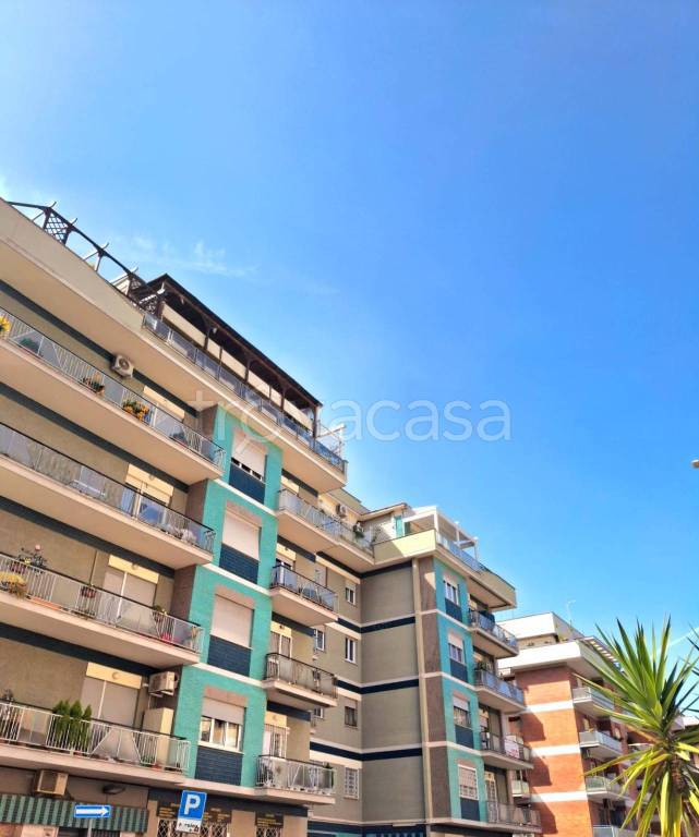 appartamento in vendita a Roma in zona Ostia