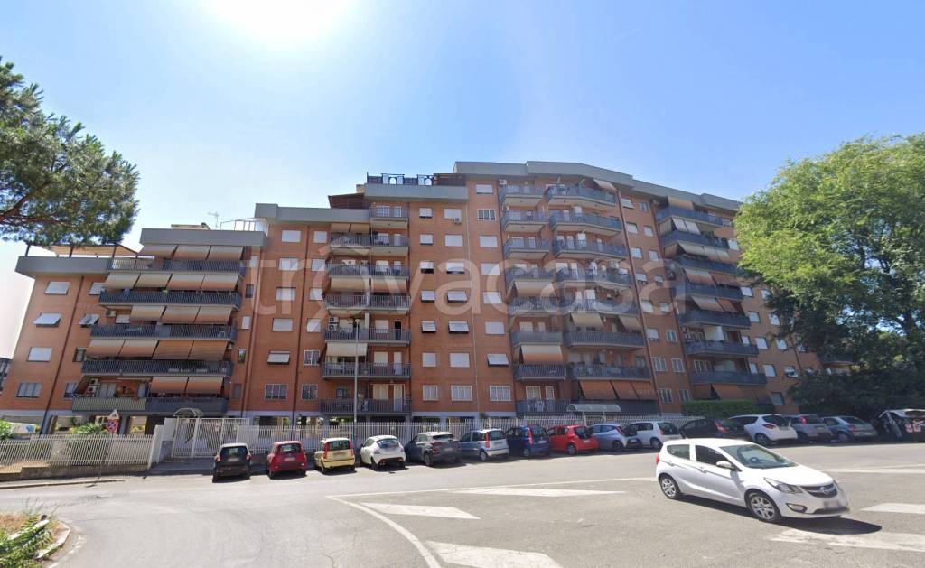 appartamento in vendita a Roma in zona Alessandrino