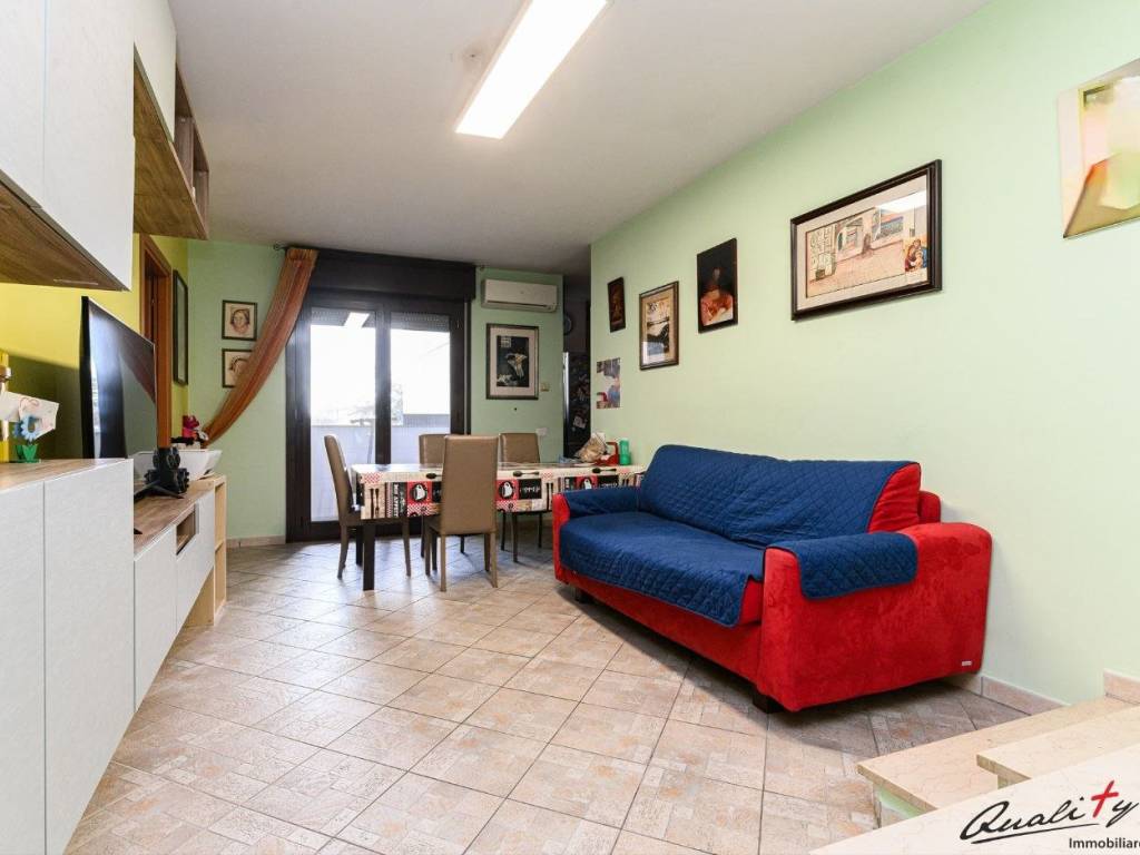 appartamento in vendita a Roma in zona Ponte Mammolo