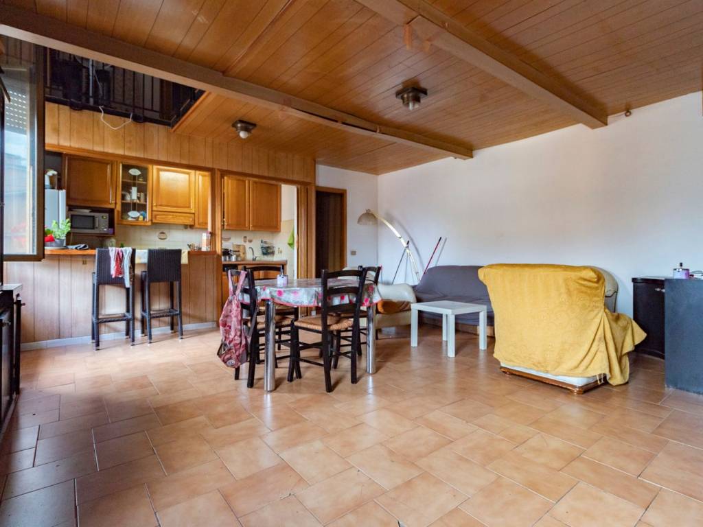 appartamento in vendita a Roma in zona Collatino