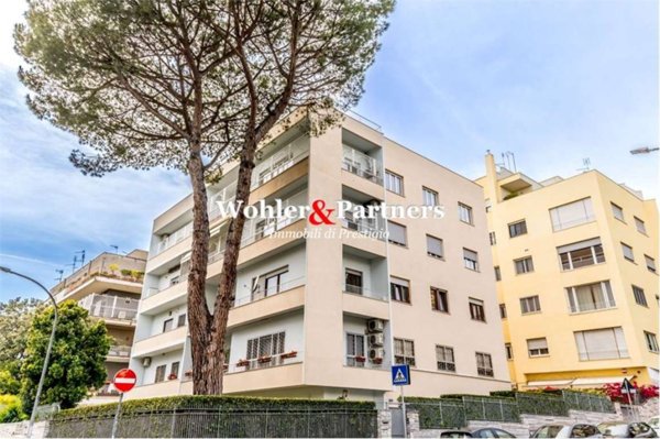 appartamento in vendita a Roma in zona Dragona/Bagnoletto