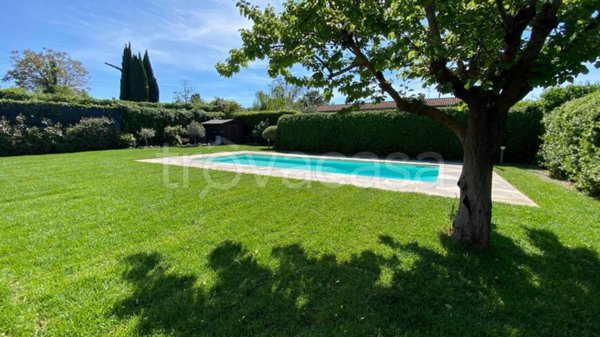 casa indipendente in vendita a Roma in zona EUR