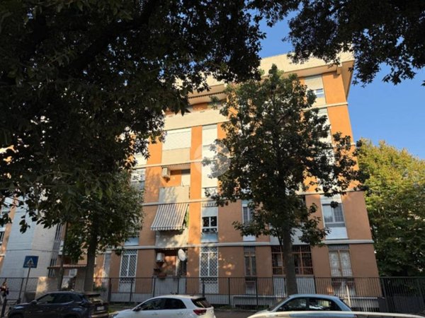 appartamento in vendita a Roma in zona Ostiense