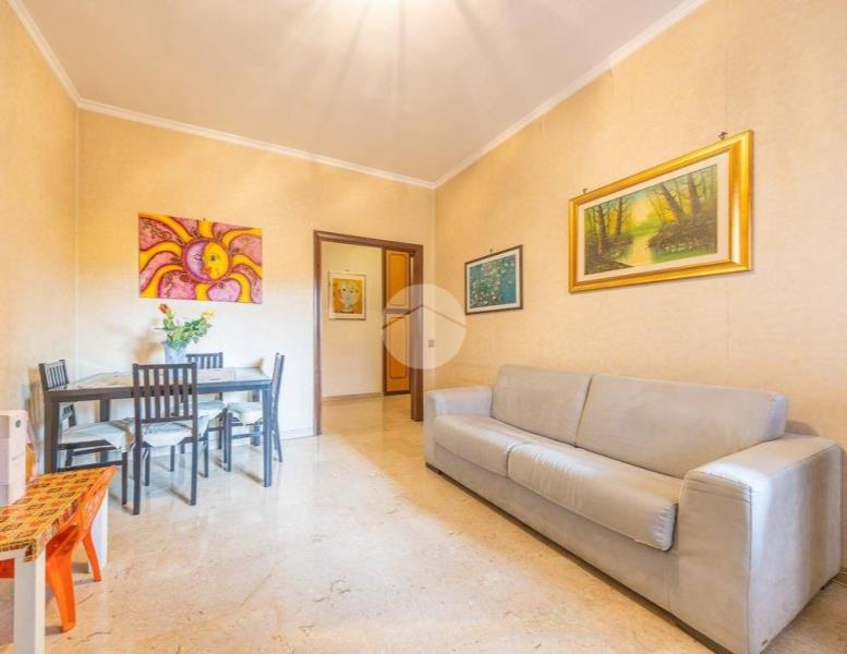 appartamento in vendita a Roma in zona Appio Pignatelli
