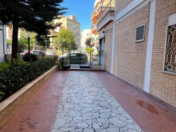 appartamento in vendita a Roma in zona Alessandrino