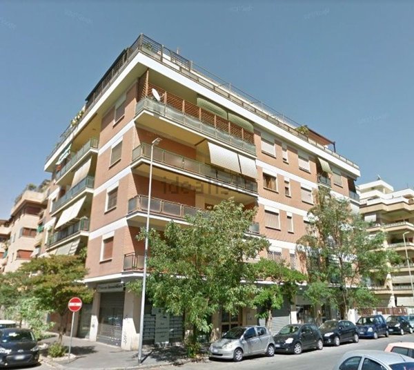 appartamento in vendita a Roma in zona Ostia