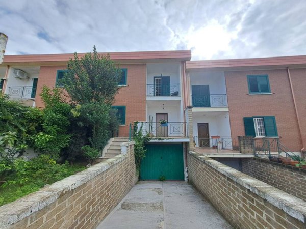 casa indipendente in vendita a Roma in zona Olgiata