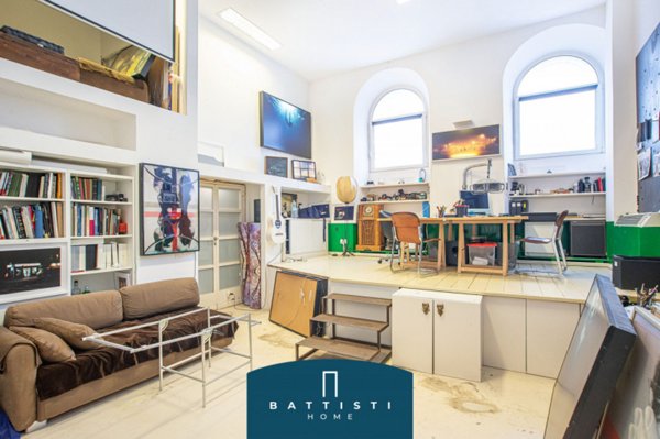 appartamento in vendita a Roma in zona Trastevere