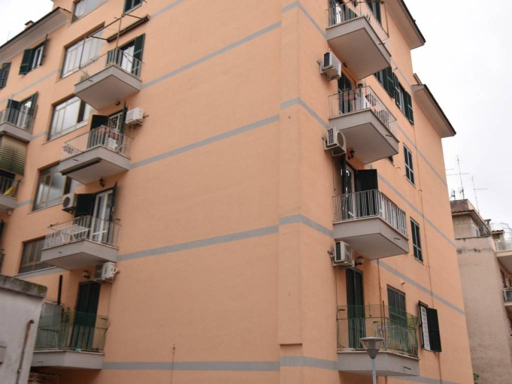 appartamento in vendita a Roma in zona Gianicolense