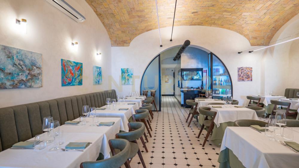 negozio in vendita a Roma in zona Ludovisi/Sallustiano