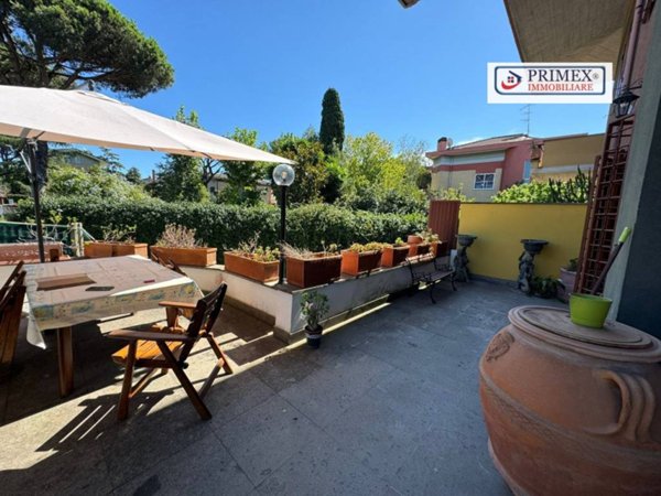 casa indipendente in vendita a Roma in zona Axa