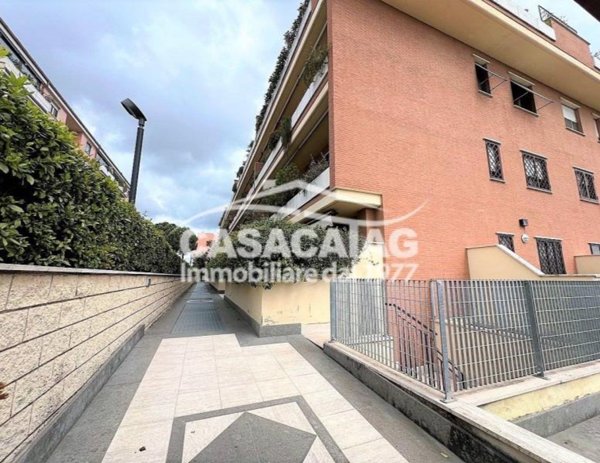 appartamento in vendita a Roma in zona Ostiense