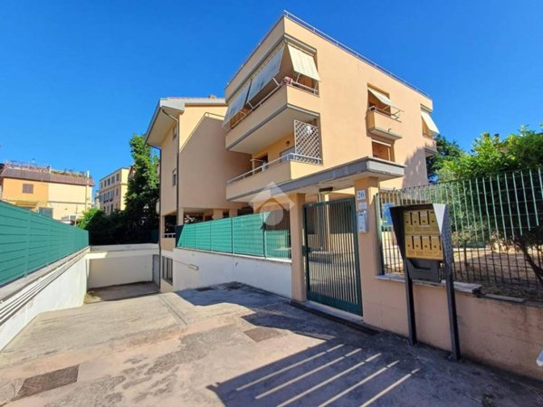 appartamento in vendita a Roma in zona Romanina