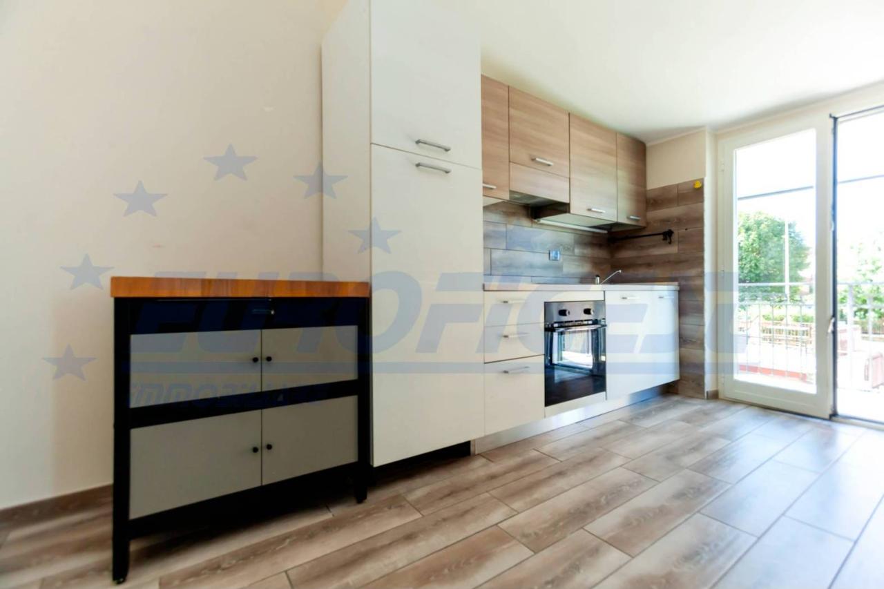 appartamento in vendita a Roma in zona Vitinia