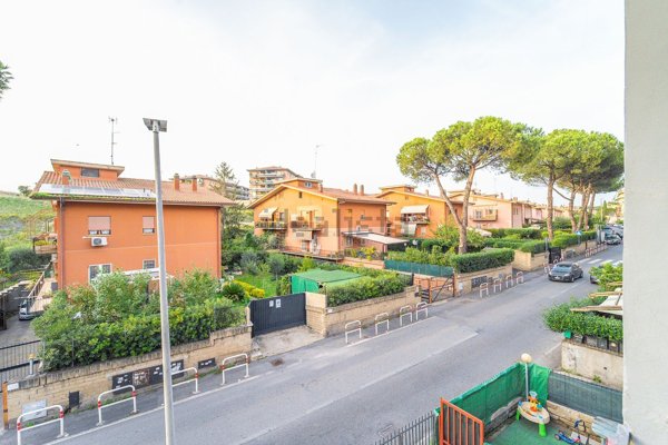 appartamento in vendita a Roma in zona Montespaccato