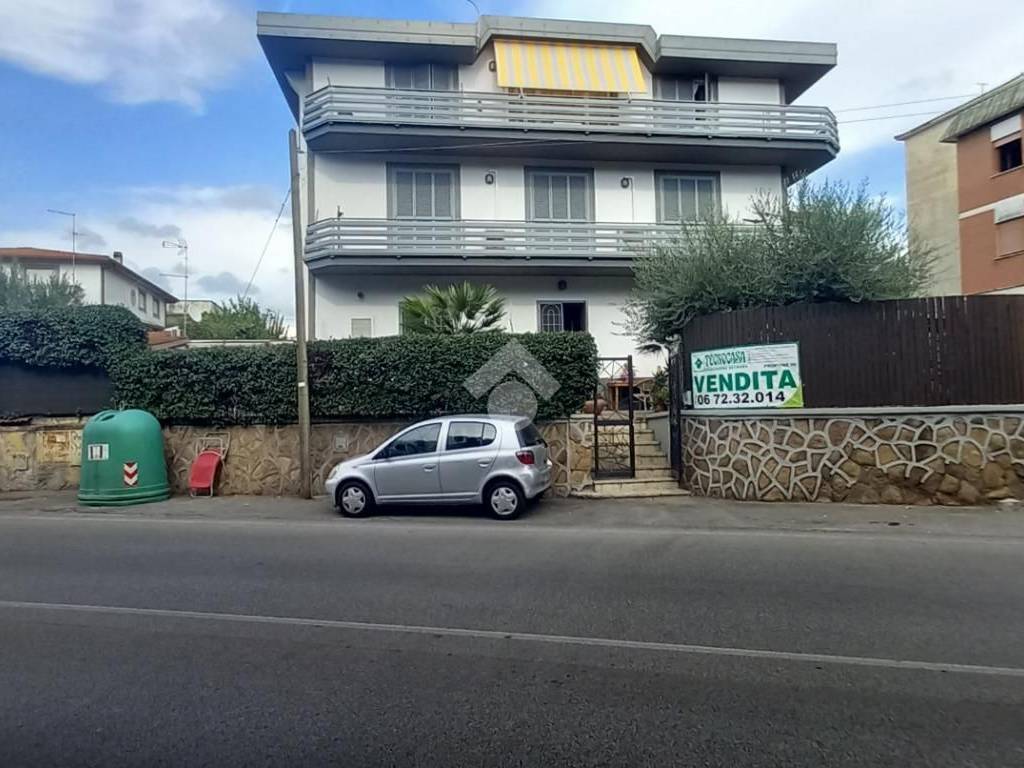 appartamento in vendita a Roma in zona Tor Vergata/Torrenova