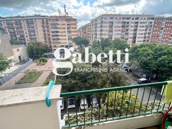 appartamento in vendita a Roma in zona Collatino