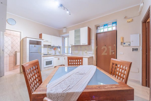 appartamento in vendita a Roma in zona EUR