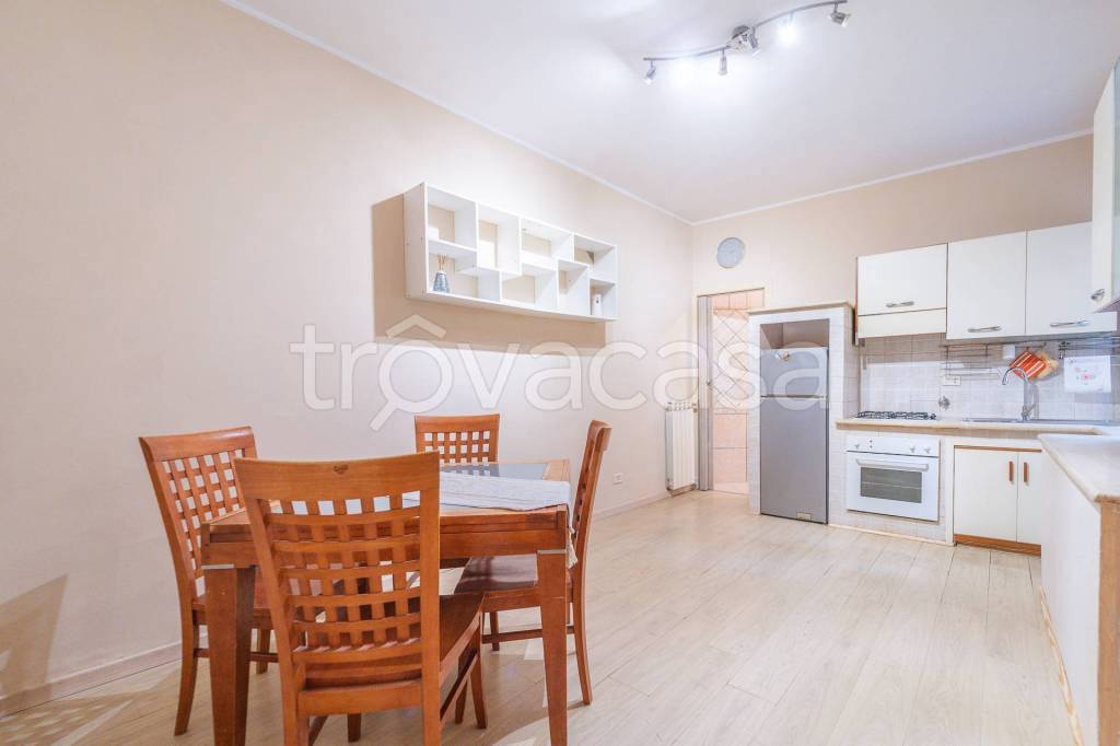 appartamento in vendita a Roma in zona EUR