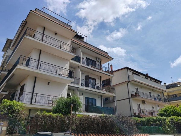 appartamento in vendita a Roma in zona Portuense