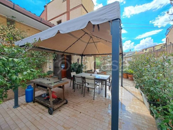appartamento in vendita a Roma in zona Massimina/Casal Lumbroso