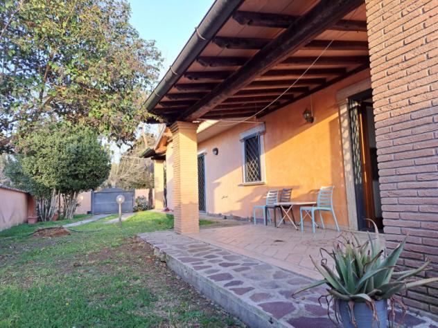 casa indipendente in vendita a Roma in zona Infernetto