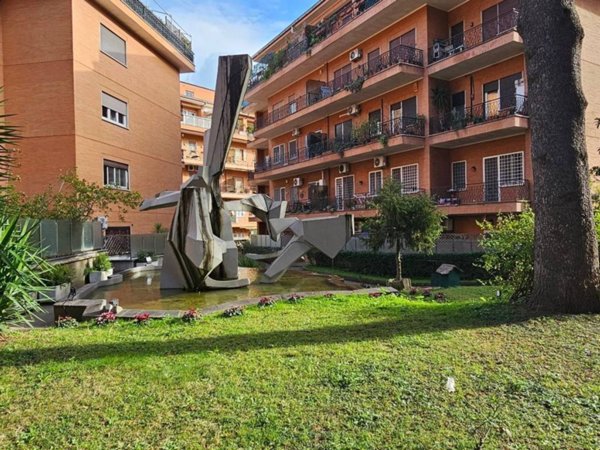appartamento in vendita a Roma in zona Grottarossa
