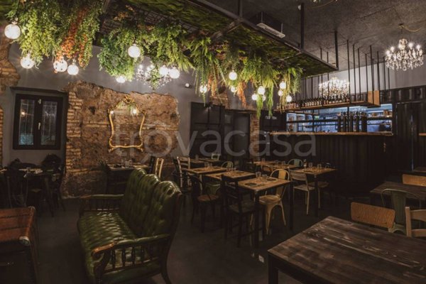 negozio in vendita a Roma in zona Dragona/Bagnoletto