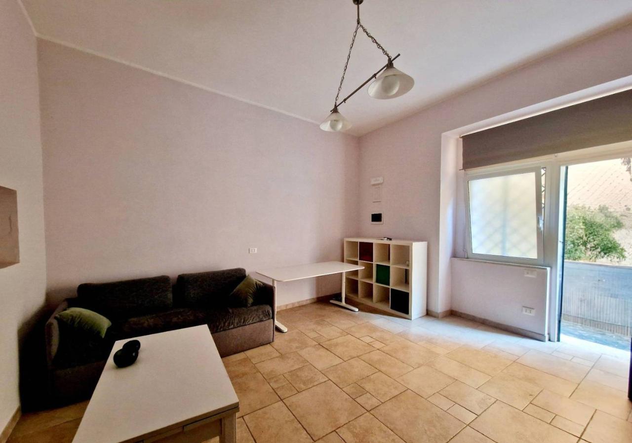 appartamento in vendita a Roma in zona Lunghezza